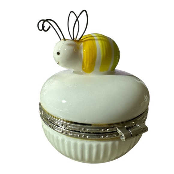 Children's "My First Tooth" Bumble Bee Ceramic Trinket Box Hinged Secure Closure - Picture 5 of 9